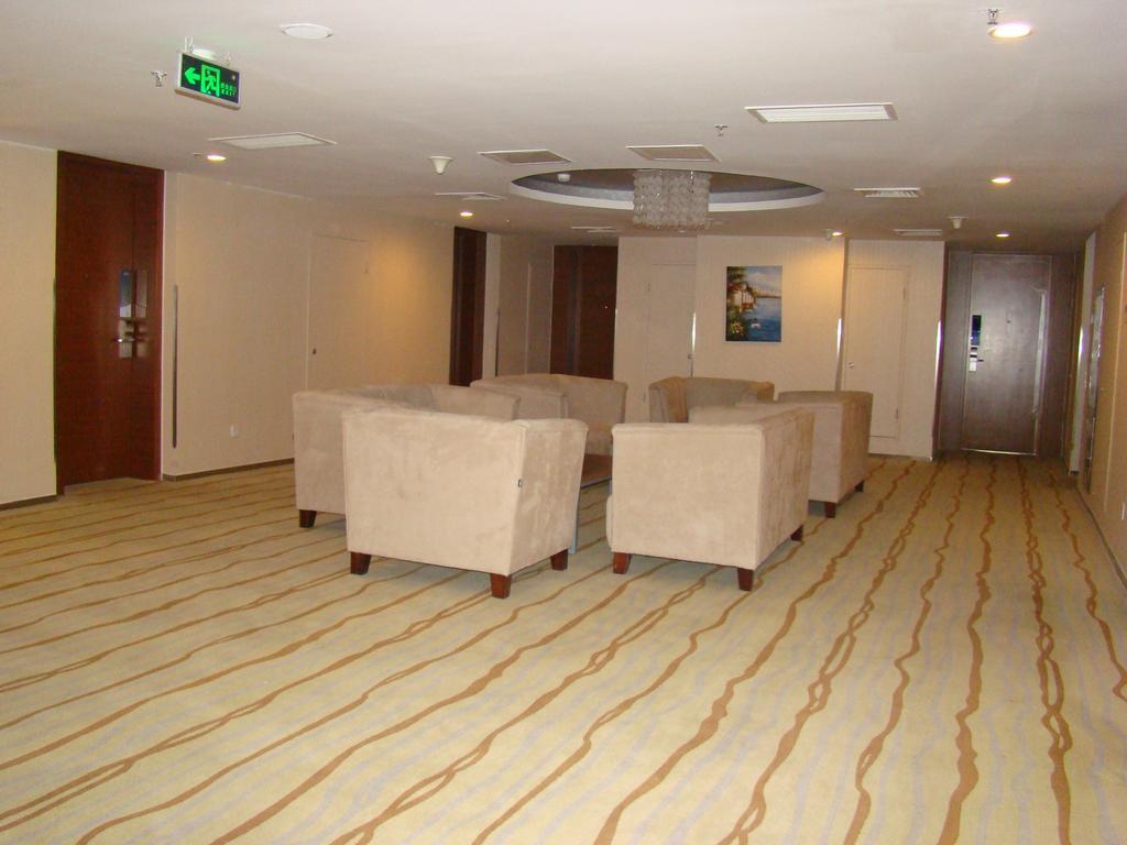 Holiday Inn Express Tianjin Binhai מראה חיצוני תמונה