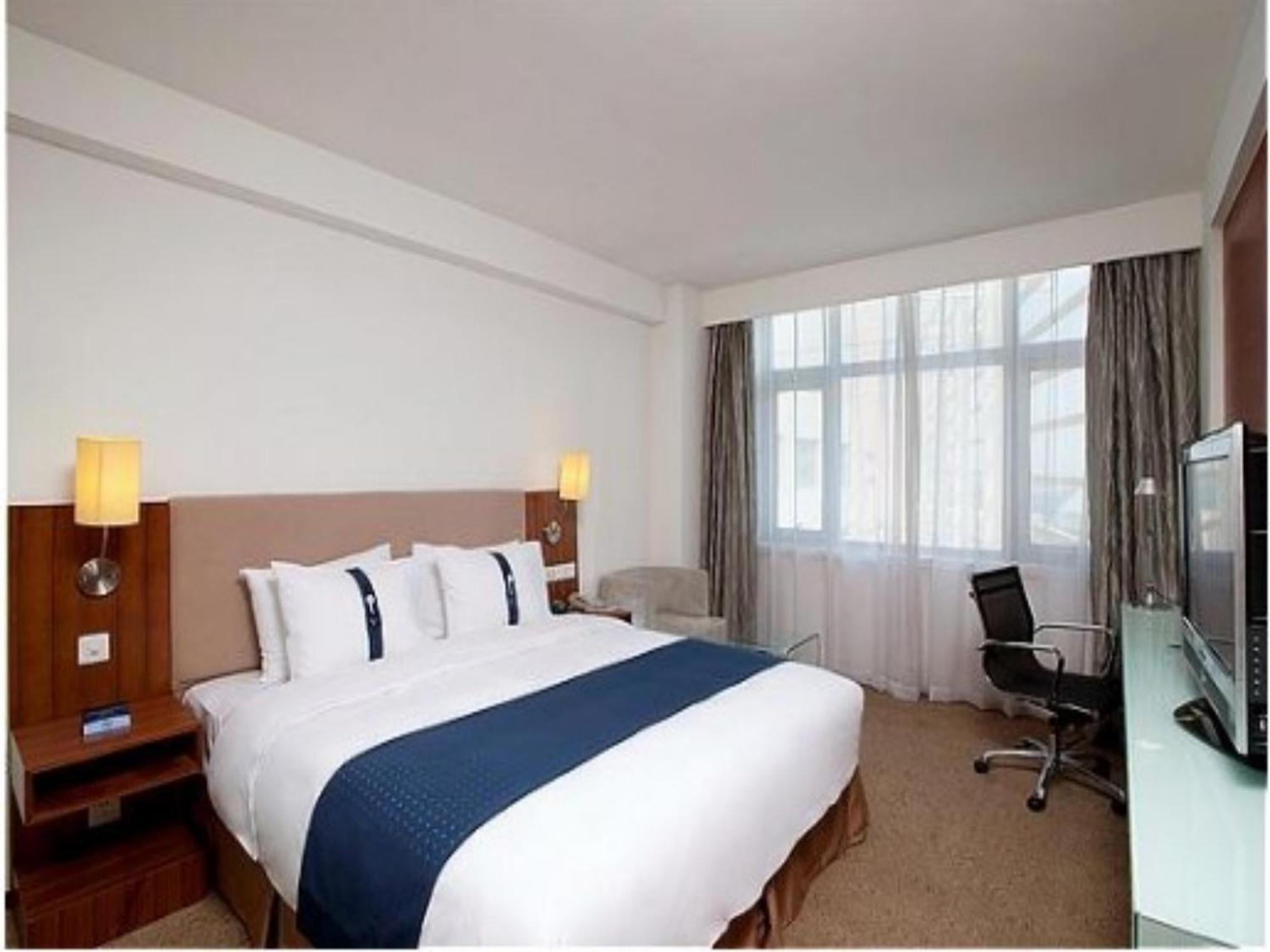 Holiday Inn Express Tianjin Binhai מראה חיצוני תמונה