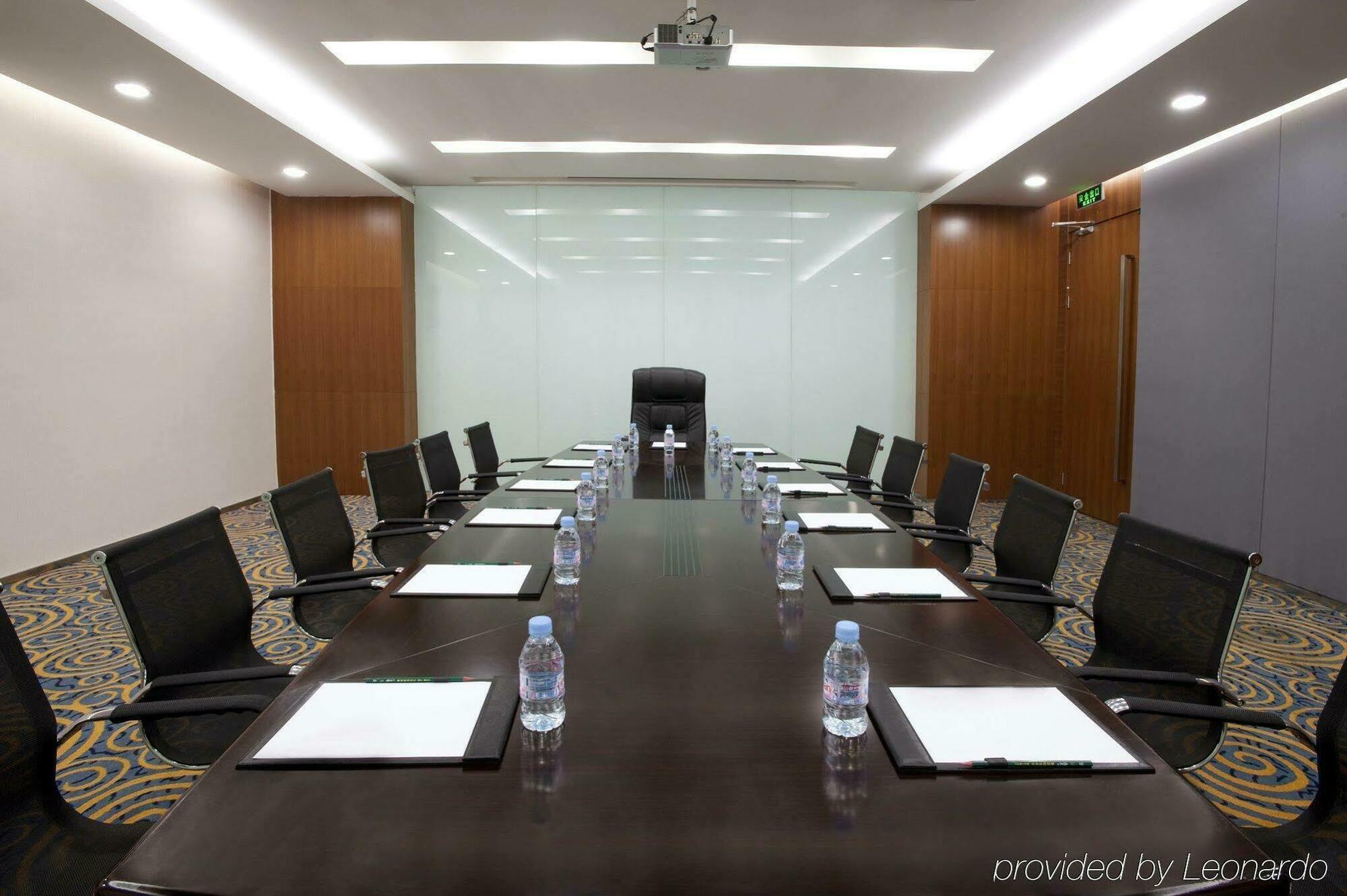 Holiday Inn Express Tianjin Binhai מראה חיצוני תמונה